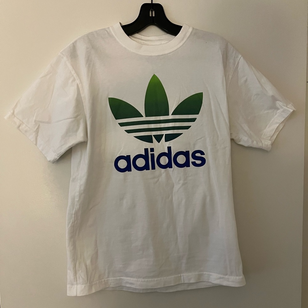 Adidas T-Shirt